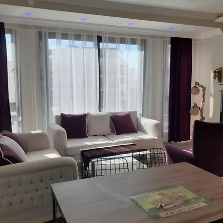 Didim De Sezonluk Esyali Kiralik Yeni Daire